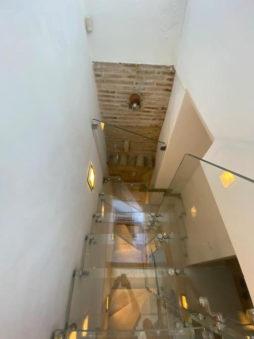Luxury Complete Building In The Heart Of Vakantiehuis